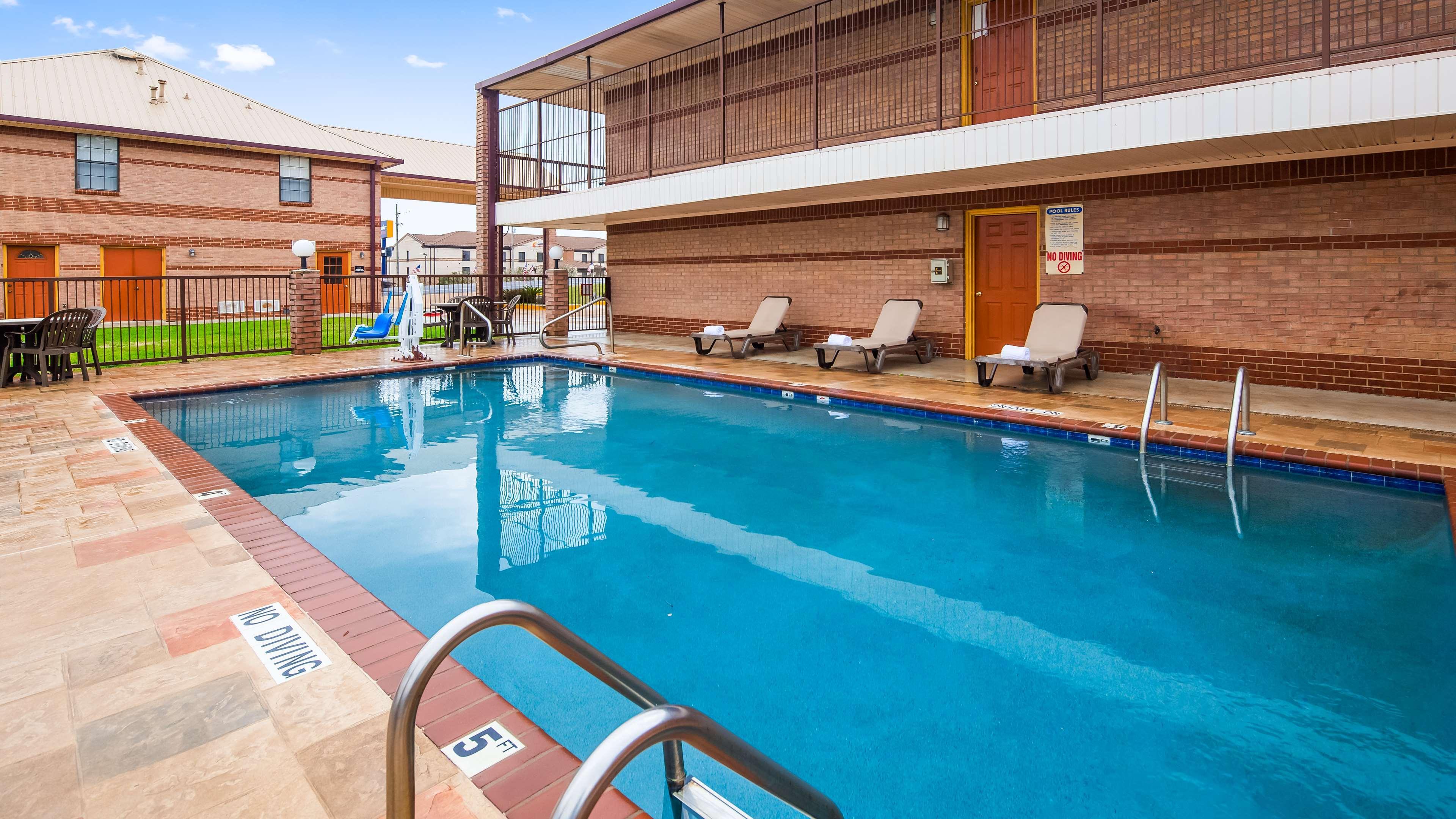 Best Western Executive Inn Marshall Extérieur photo